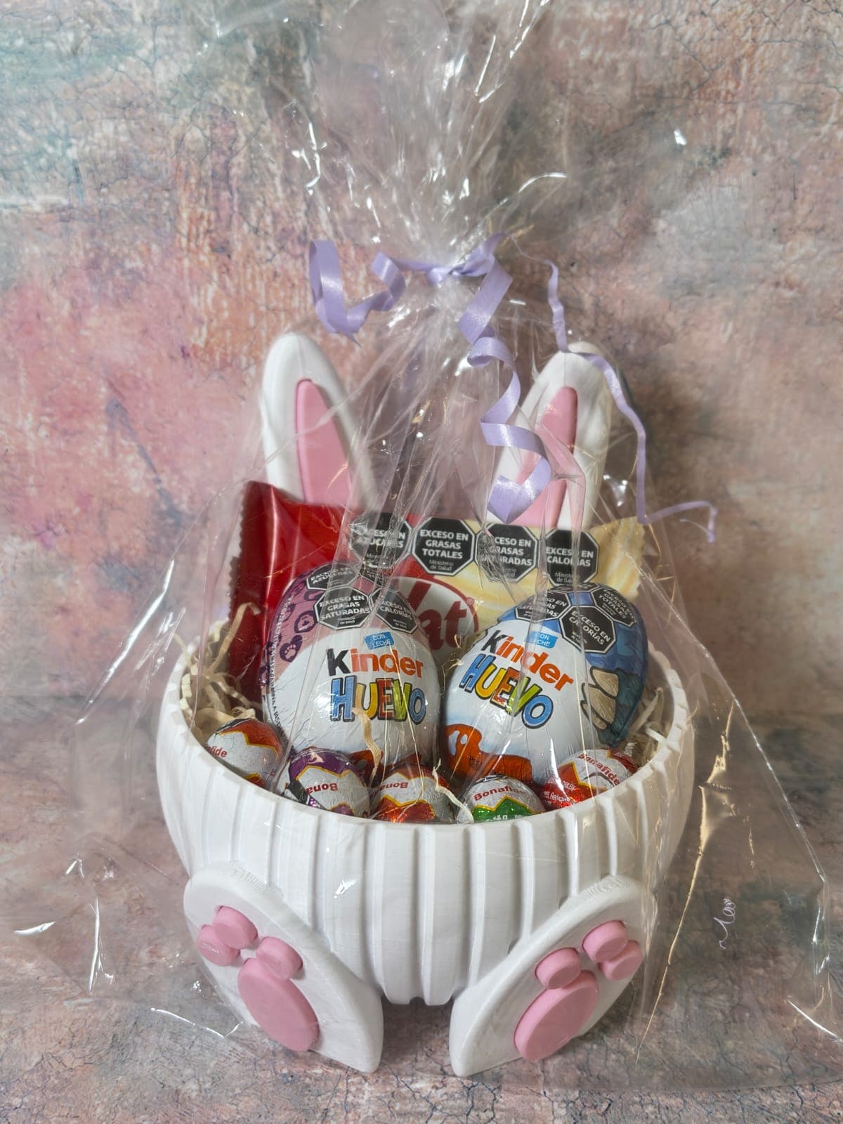 Canasto Pascuas con Kinder